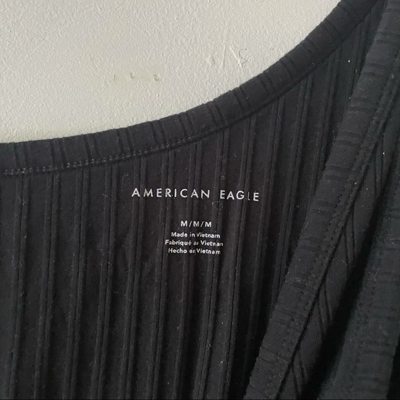 American Eagle Off the shoulder / one shoulder black ribbed crop top - Picture 3 of 4